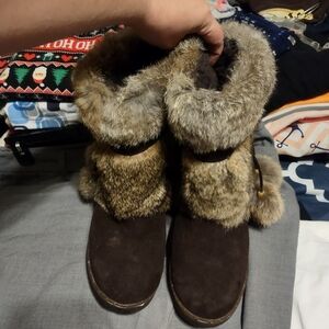 Bearpaw animal fur boots